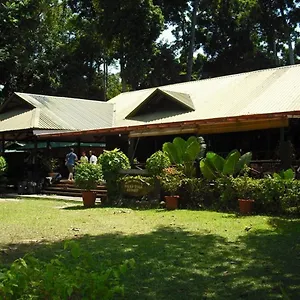Pulau Tiga Hotel